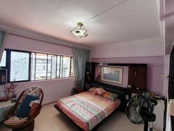 Blk 221 Bukit Batok East Avenue 3 (Bukit Batok), HDB Executive #573932791